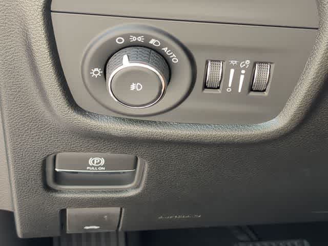 Thumbnail: 2026 Jeep Grand Cherokee L - 30