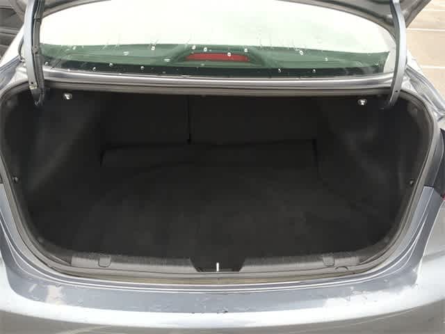 Thumbnail: 2018 Kia Forte - 34