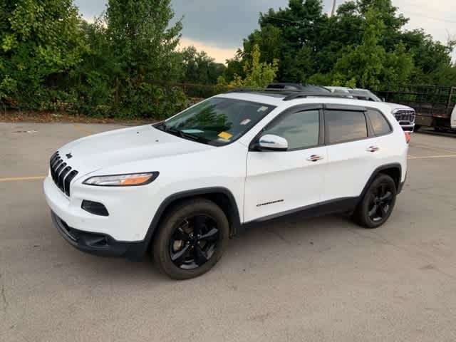 Thumbnail: 2018 Jeep Cherokee - 14