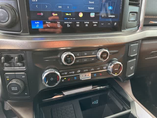 Thumbnail: 2024 Ford Econoline - 9