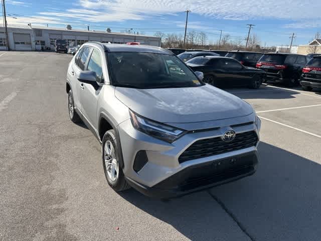 Thumbnail: 2022 Toyota RAV4 - 24