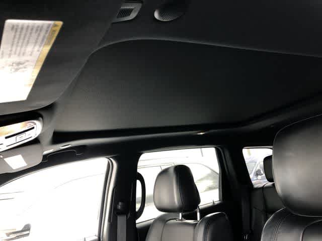 Thumbnail: 2019 Jeep Grand Cherokee - 15