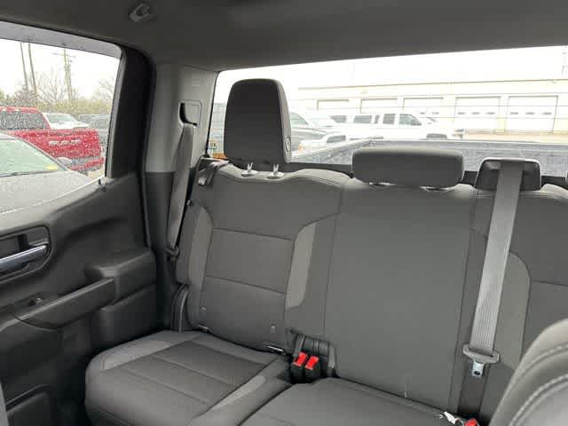 Thumbnail: 2023 Chevrolet Silverado 1500 - 5