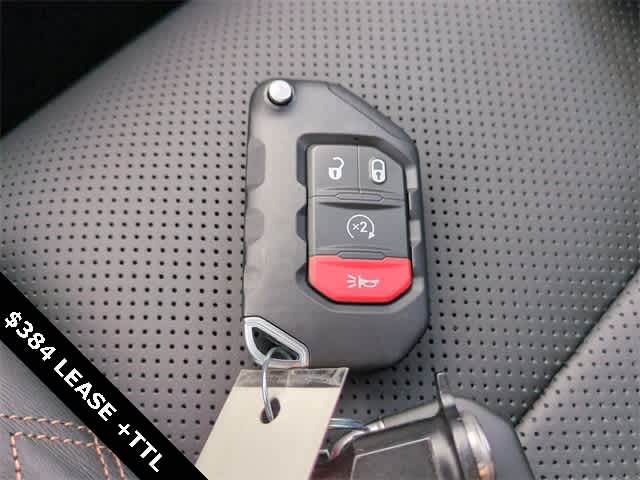 Thumbnail: 2025 Jeep Gladiator - 36