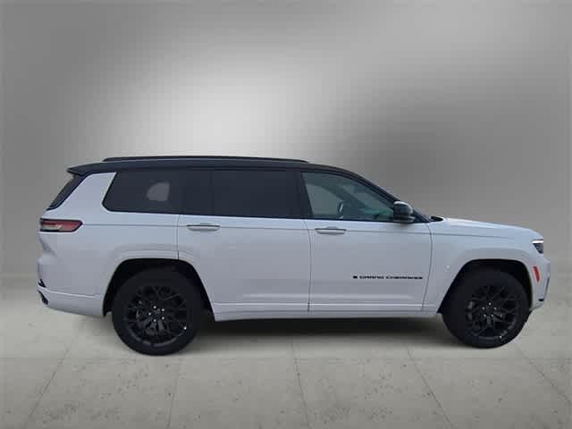 Thumbnail: 2025 Jeep Grand Cherokee L - 9