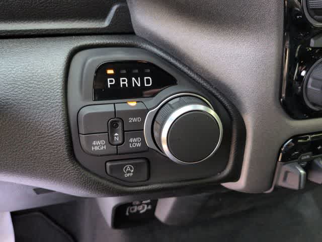 Thumbnail: 2026 RAM 1500 - 32