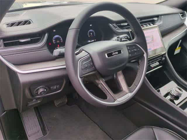 Thumbnail: 2025 Jeep Grand Cherokee - 10