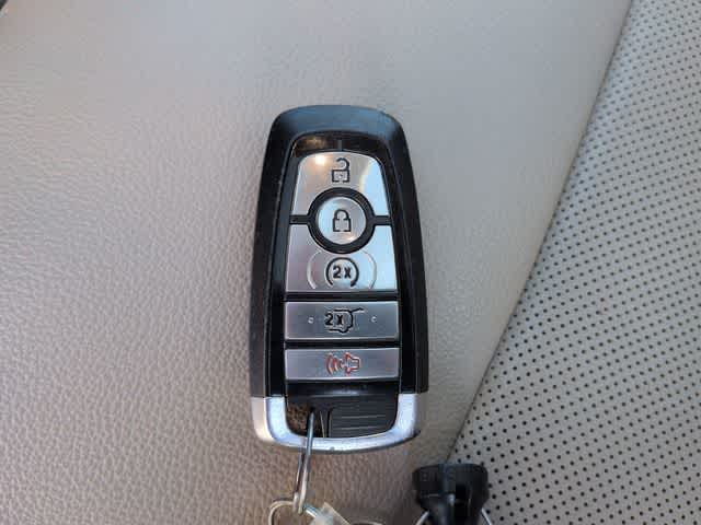 Thumbnail: 2021 Ford Explorer - 36