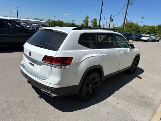 Thumbnail: 2022 Volkswagen Atlas - 21