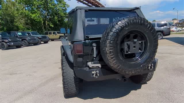 Thumbnail: 2012 Jeep Wrangler - 9