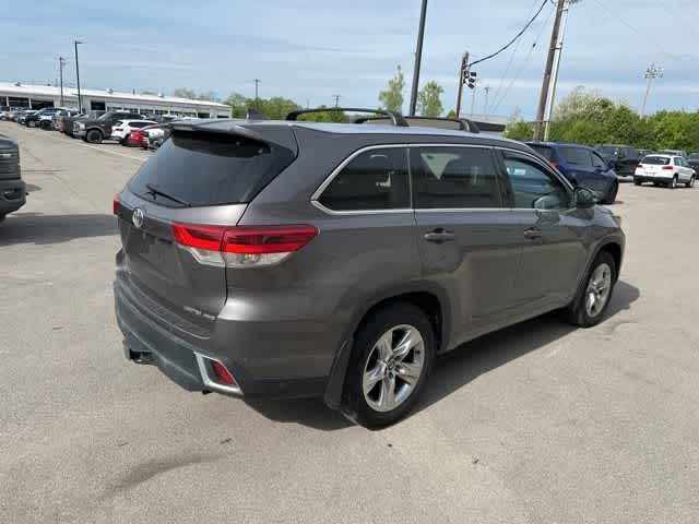 Thumbnail: 2017 Toyota Highlander - 20