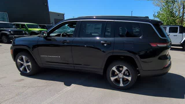 Thumbnail: 2026 Jeep Grand Cherokee L - 6