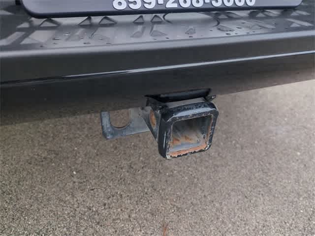 Thumbnail: 2017 Nissan Titan - 36