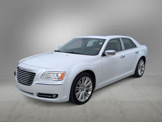 Thumbnail: 2013 Chrysler 300 - 4