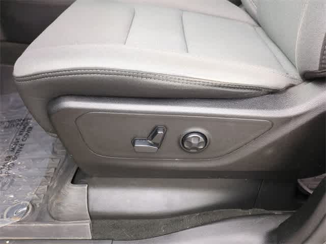 Thumbnail: 2020 RAM 1500 - 17