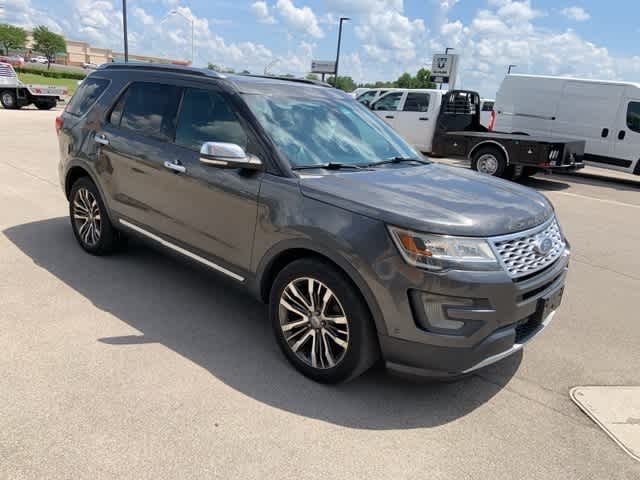 Thumbnail: 2016 Ford Explorer - 30