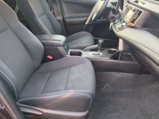 Thumbnail: 2017 Toyota RAV4 - 21