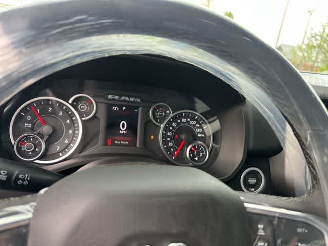 Thumbnail: 2026 RAM 1500 - 7