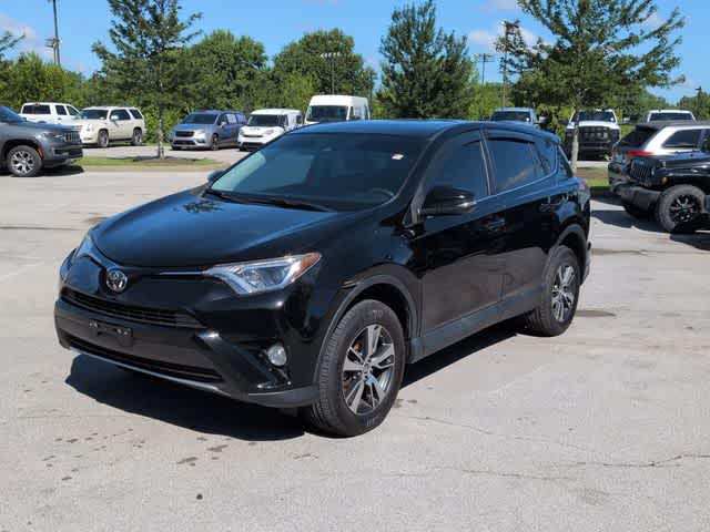 Thumbnail: 2018 Toyota RAV4 - 4