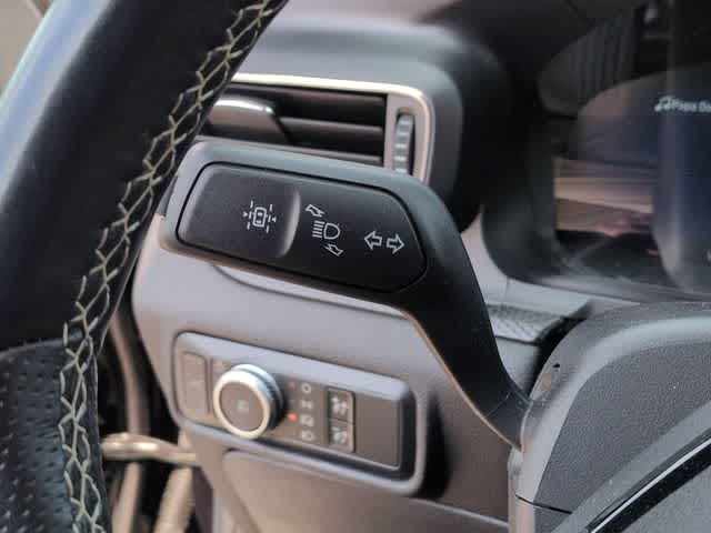 Thumbnail: 2021 Ford Explorer - 28