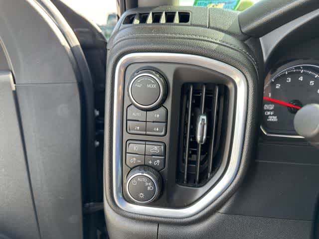 Thumbnail: 2020 Chevrolet Silverado 1500 - 10