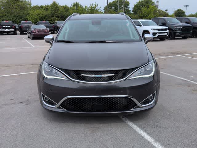 Thumbnail: 2020 Chrysler Pacifica - 3
