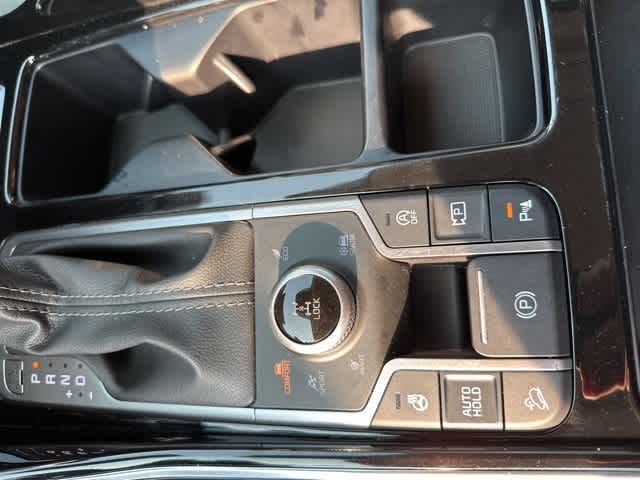 Thumbnail: 2022 Kia Sorento - 10