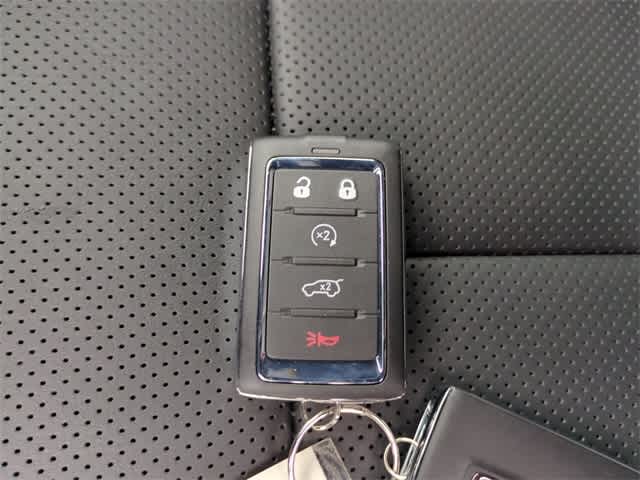 Thumbnail: 2025 Jeep Grand Cherokee - 37