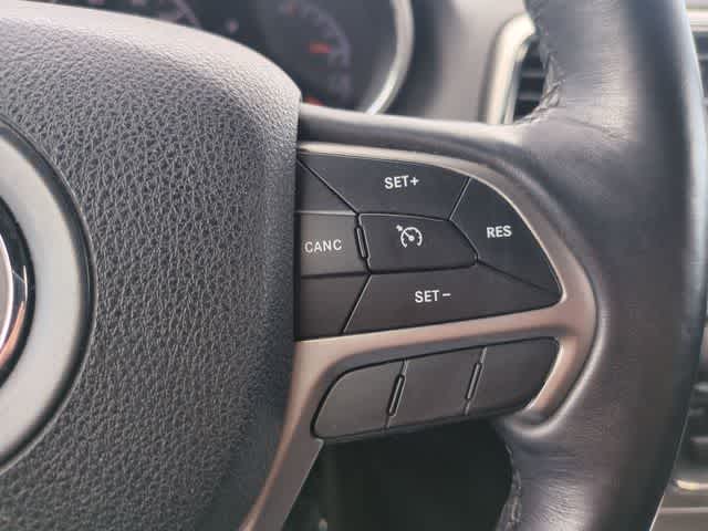 Thumbnail: 2018 Jeep Grand Cherokee - 24