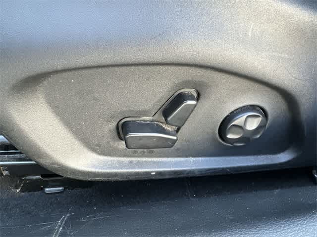 Thumbnail: 2020 Jeep Compass - 28