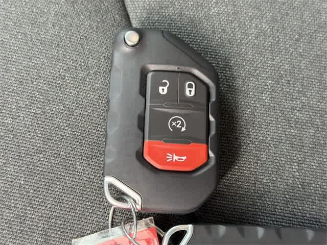 Thumbnail: 2026 Jeep Wrangler - 36