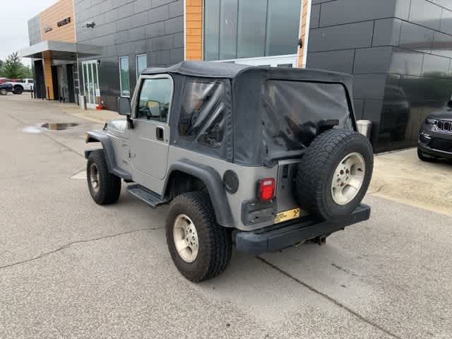 2000 Jeep Wrangler Sport 13