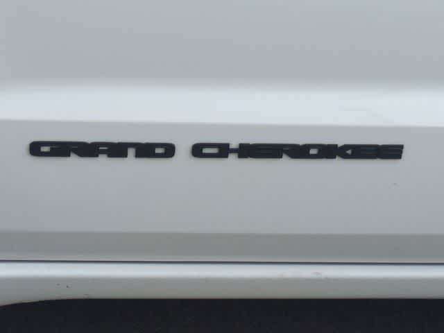 Thumbnail: 2018 Jeep Grand Cherokee - 13