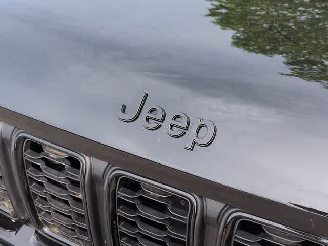 Thumbnail: 2023 Jeep Grand Cherokee - 11