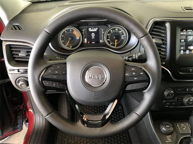 Thumbnail: 2020 Jeep Cherokee - 16