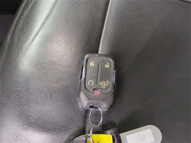 Thumbnail: 2019 Chevrolet Silverado 1500 - 36