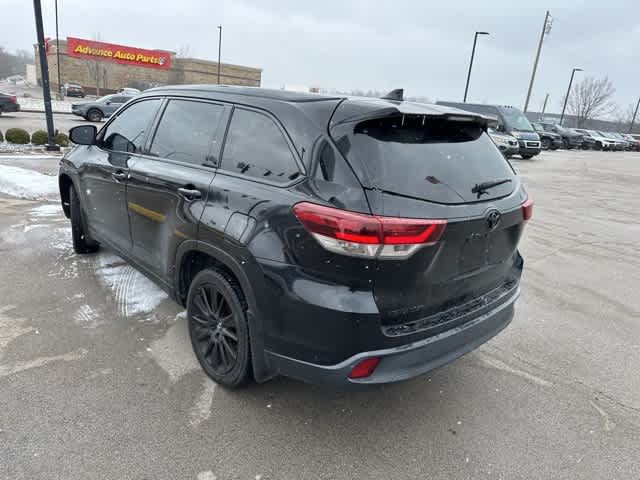 Thumbnail: 2019 Toyota Highlander - 7