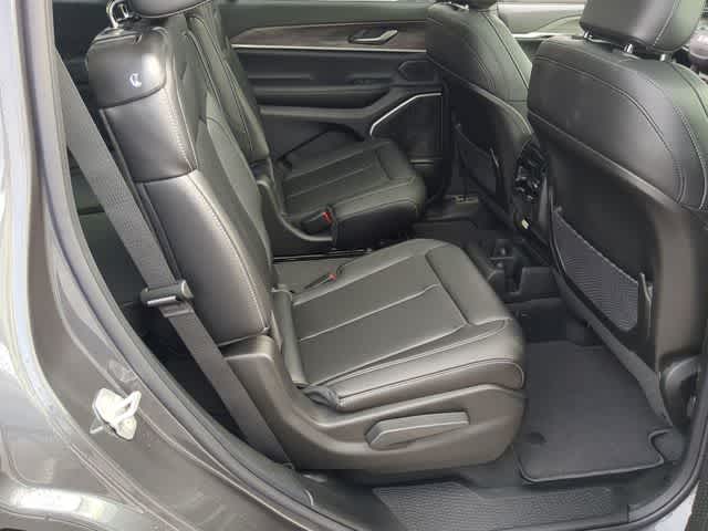 Thumbnail: 2026 Jeep Grand Cherokee L - 21