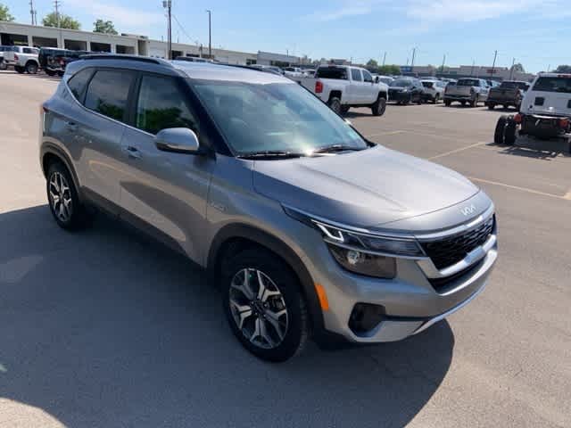 Thumbnail: 2023 Kia Seltos - 26