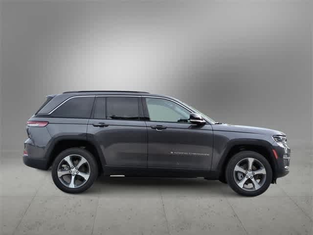 Thumbnail: 2025 Jeep Grand Cherokee - 9