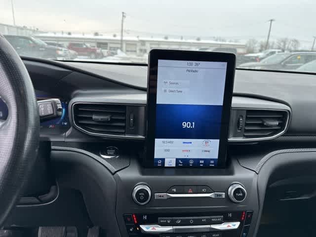 Thumbnail: 2020 Ford Explorer - 8