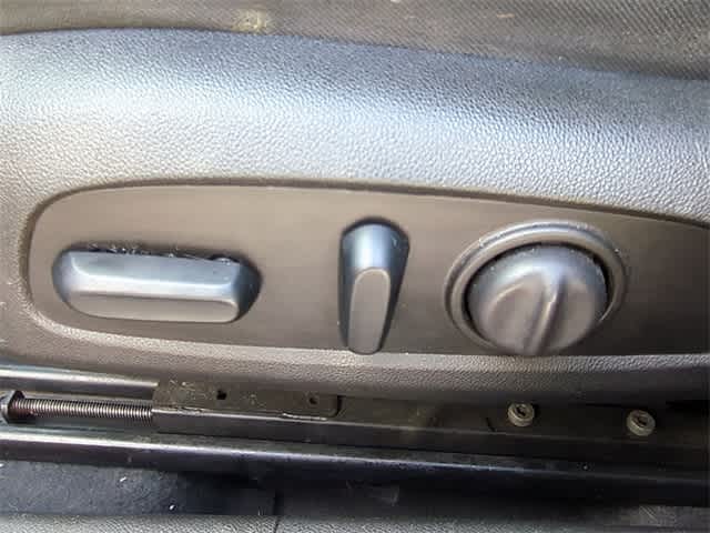 Thumbnail: 2019 Chevrolet Malibu - 17