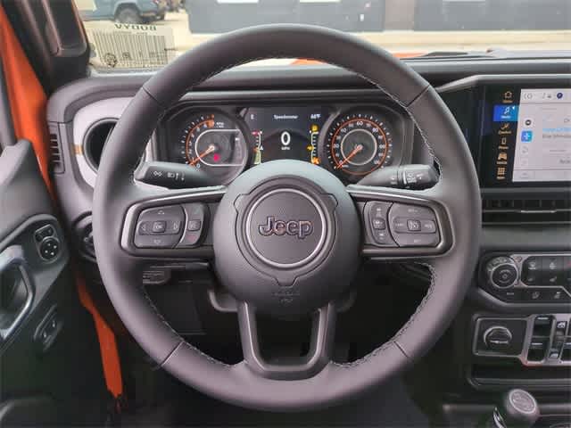 Thumbnail: 2025 Jeep Gladiator - 22