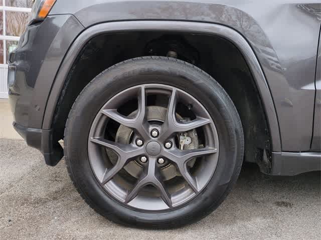 Thumbnail: 2021 Jeep Grand Cherokee - 14