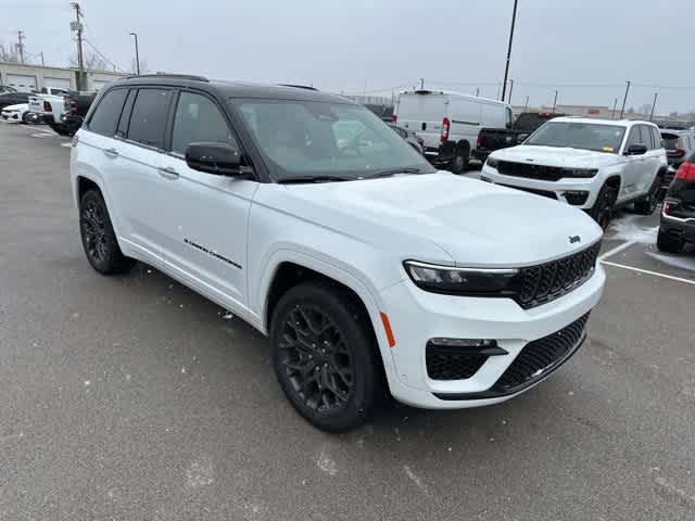 Thumbnail: 2025 Jeep Grand Cherokee - 27