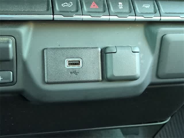 Thumbnail: 2019 Chevrolet Silverado 1500 - 28