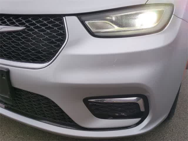 Thumbnail: 2023 Chrysler Pacifica - 11