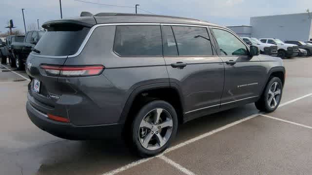 Thumbnail: 2026 Jeep Grand Cherokee L - 8