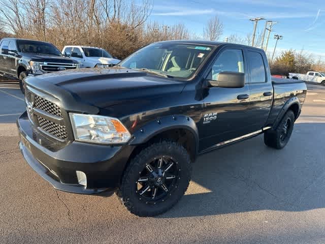 Thumbnail: 2019 RAM 1500 Classic - 2