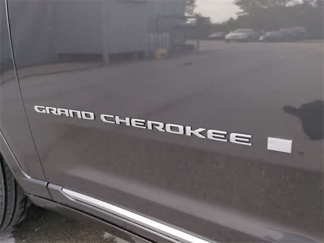 Thumbnail: 2025 Jeep Grand Cherokee - 13